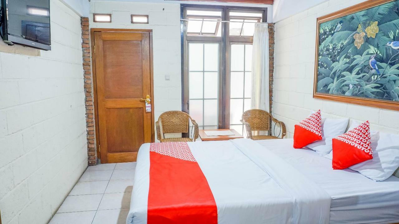 Oyo 1488 Hotel Cemara Asri Lembang Exteriér fotografie