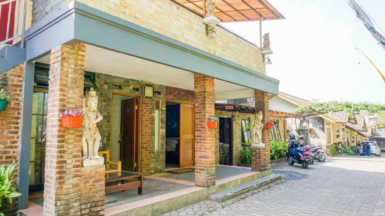 Oyo 1488 Hotel Cemara Asri Lembang Exteriér fotografie