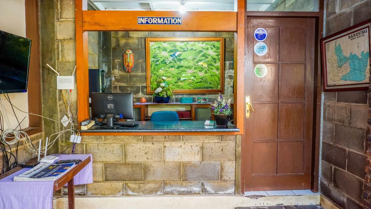 Oyo 1488 Hotel Cemara Asri Lembang Exteriér fotografie